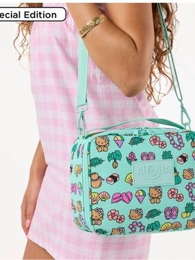ALOHA Collection Hello Kitty Hawaii edition lunchbox